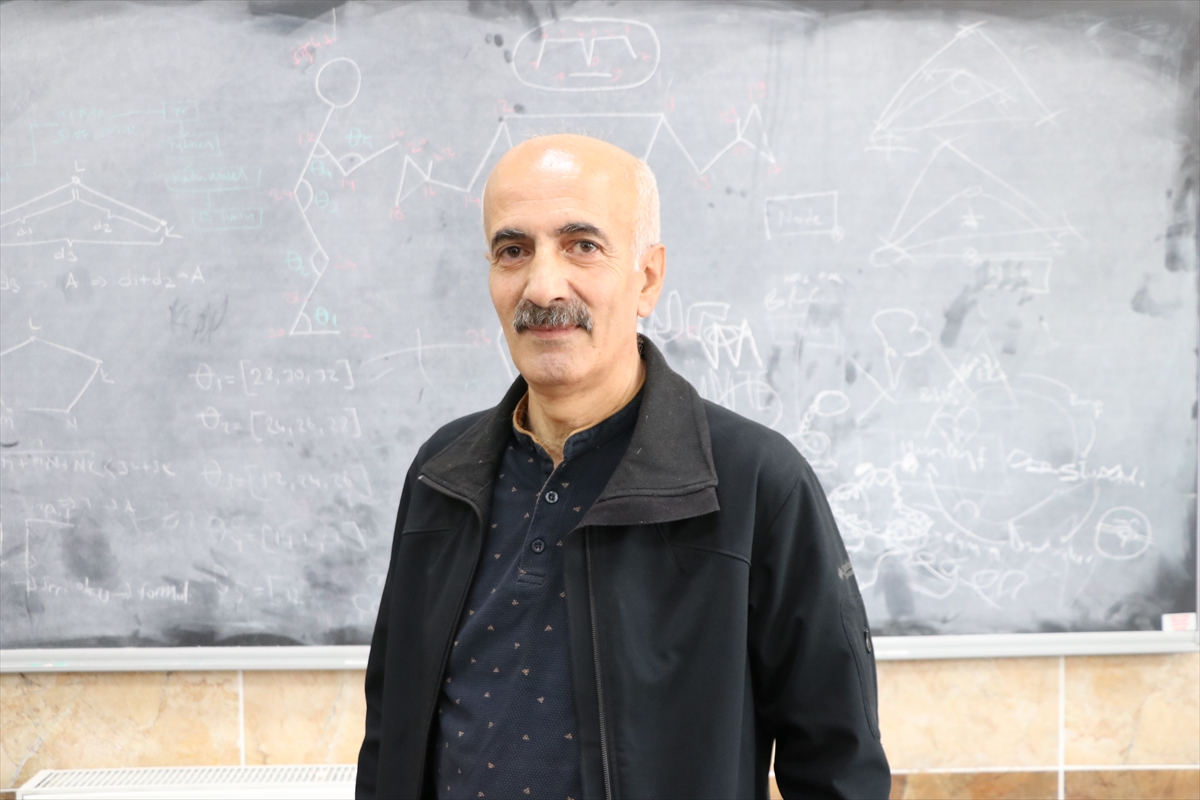 - Atatürk Üniversitesi Bilgisayar Mühendisliği Bölümü Dr. Öğr. Üyesi Faruk