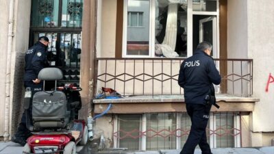 AKSARAY (AA) – Aksaray'da 5 kişinin baltayla saldırdığı evdeki iki