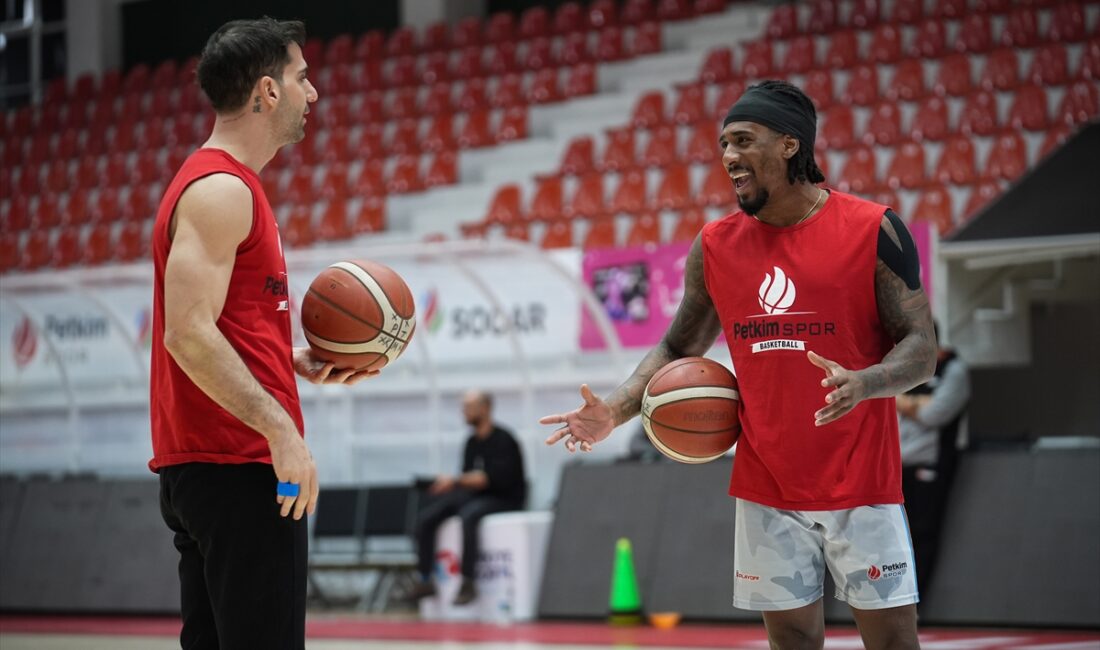 - Başantrenör Özhan Çıvgın:
- "İkinci turdaki takımların hepsi aşağı yukarı