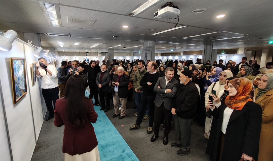 KÖLN (AA) – Almanya'nın Köln kentinde, sanat haftası kapsamında "Sabahın