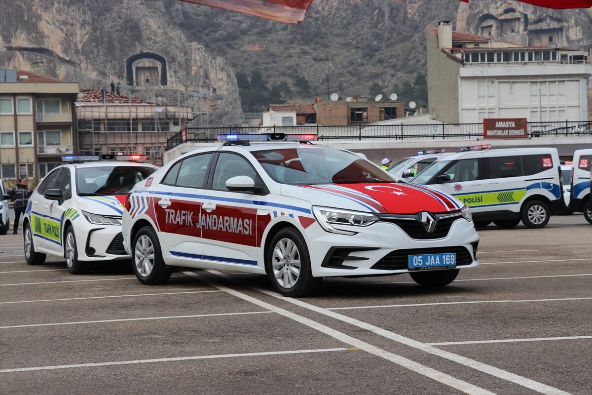 AMASYA (AA) – Amasya İl Emniyet Müdürlüğü ile İl Jandarma