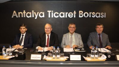 - Ticaret Borsası Başkanı Ali Çandır:
- "Antalya'nın tarım ve turizm