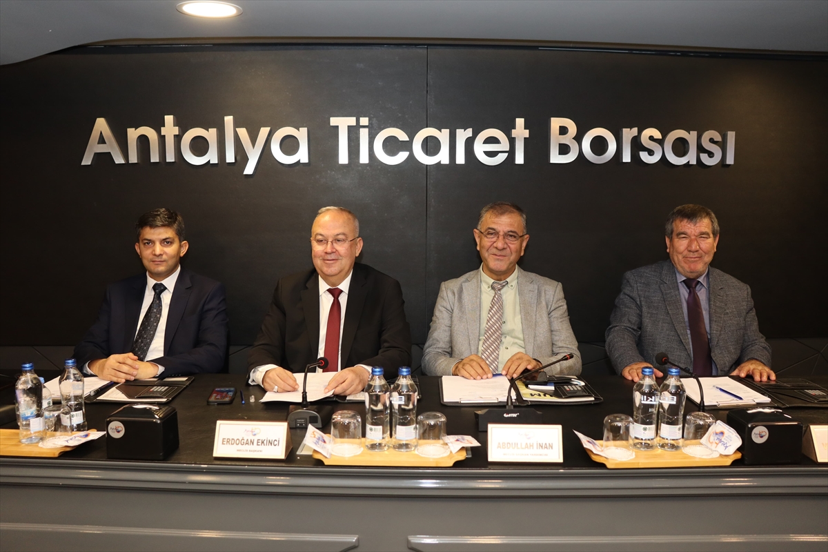 - Ticaret Borsası Başkanı Ali Çandır:
- "Antalya'nın tarım ve turizm