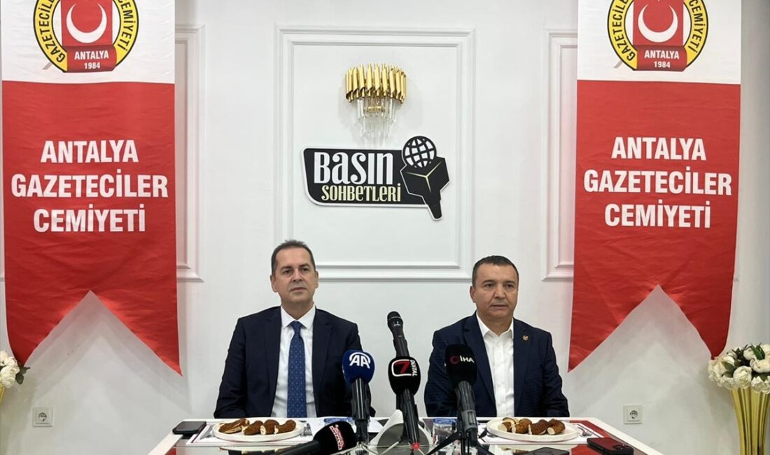 - "Kulübün içerisinden hala bilgiler gidiyor. Yüzde 80 gidiyor. O