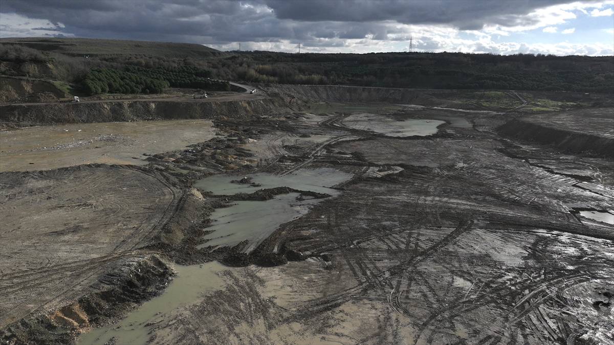 - Arnavutköy Belediye Başkan Yardımcısı Davut Paralı:
- "Bu eylem başlamadan