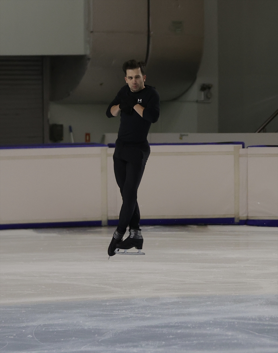 - Artistik buz pateninde 7 yıldır üst üste Türkiye şampiyonluğunu