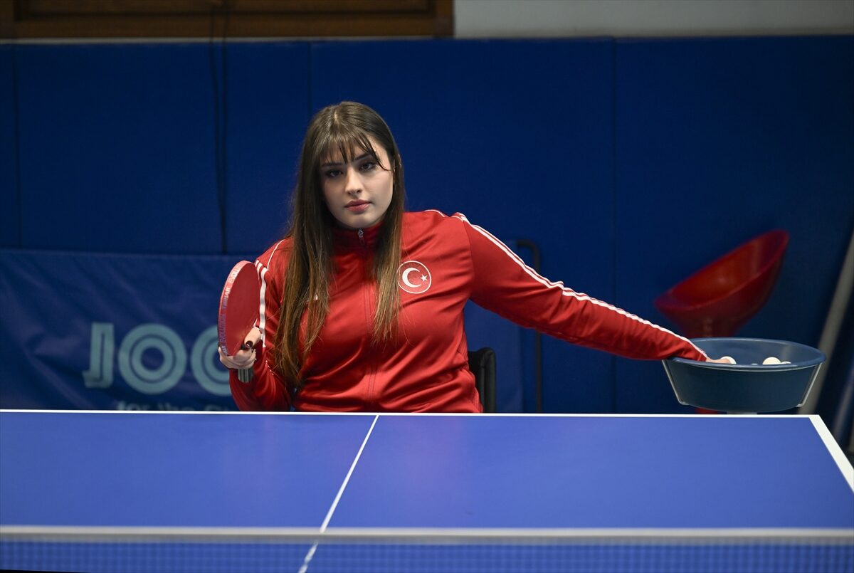 - "Taşıdığımız milli takımın ağırlığının ve sorumluluğunun farkındayız. O nedenle