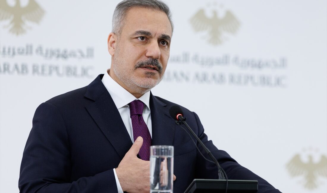 - "Suriye'de geçtiğimiz bir yıl içerisinde hem biz hem bütün