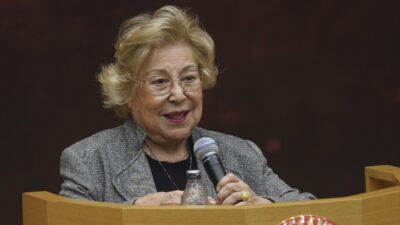 - "Kadınları güçlendirmeye ve karşılaştıkları engellerle mücadele etmeye aynı kararlılıkla