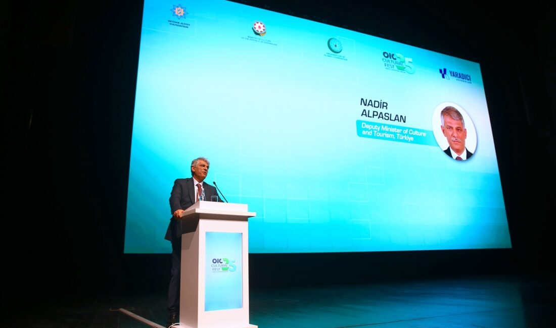 BAKÜ (AA) – Azerbaycan'ın başkenti Bakü'de "İslam İşbirliği Teşkilatı (İİT)