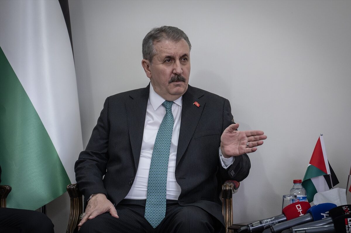 - "Hepimizin dileği, başkenti Kudüs olan, bağımsız, hür, müstakil Filistin