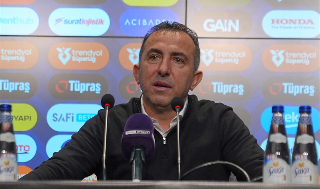 - Çaykur Rizespor Teknik Direktörü Recep Uçar:
"İkinci yarıda girdiğimiz pozisyonlarla