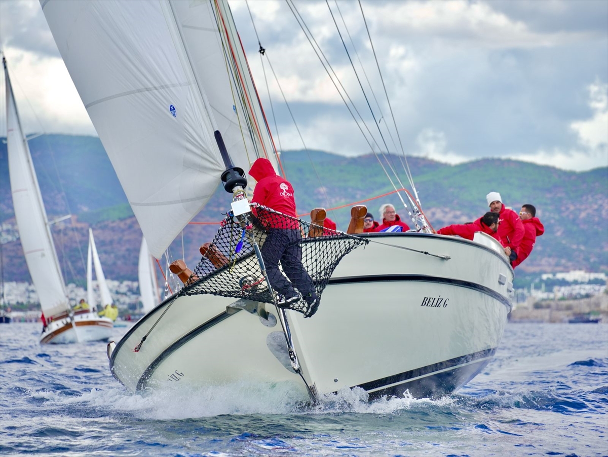 MUĞLA (AA) – Muğla'nın Bodrum ilçesinde "Tırhandil Kupası 10. Kış