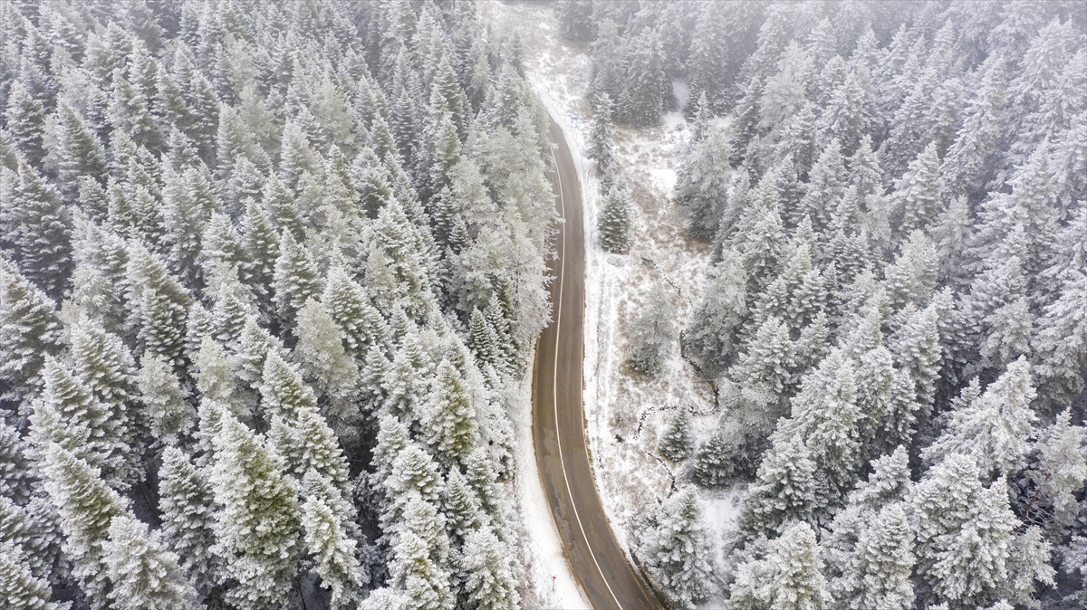 - Kar kalınlığı, Bolu Kartalkaya bölgesinde 23, Abant Gölü Milli