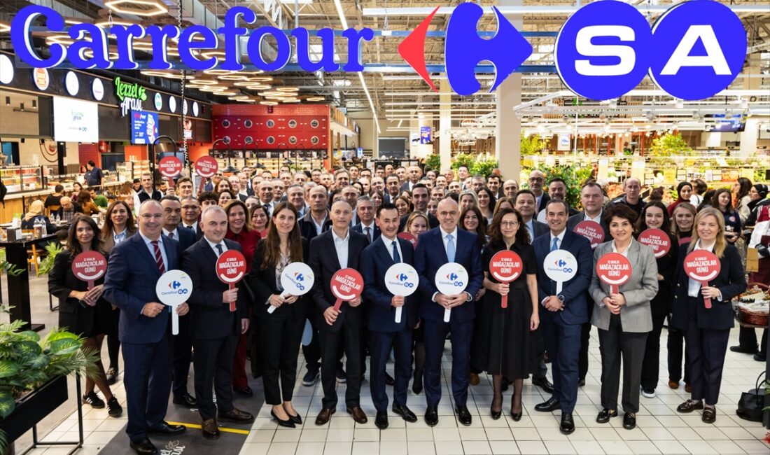 - CarrefourSA CEO'su Kutay Kartallıoğlu:
- "Mağazacılığı bir meslekten öte, insana