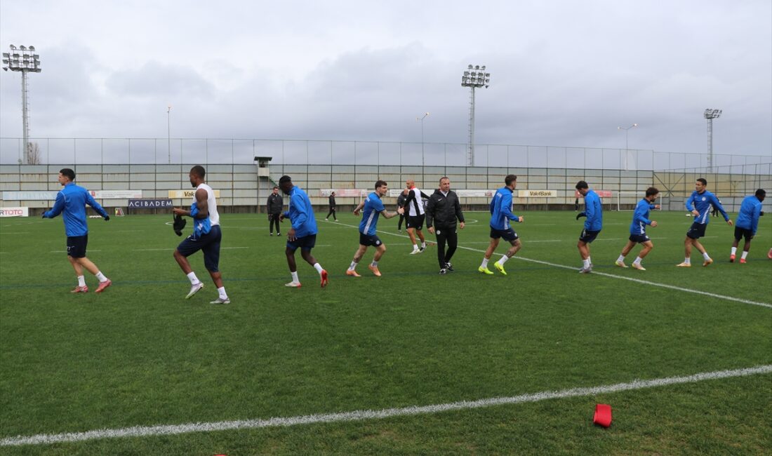 - "Cumartesi günü sahamızda oynayacağımız maç bir başlangıç. Bizim adımıza