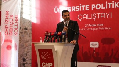 İZMİR (AA) – CHP İzmir İl Başkanlığı tarafından "Üniversite Politikaları