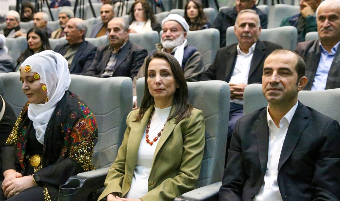 - "Türkiye'de tesis edilecek bir barış aynı zamanda Suriye'deki bütün