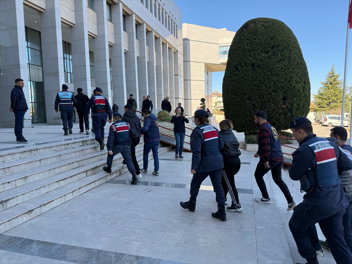 DENİZLİ (AA) – Denizli merkezli 7 ilde suç örgütüne yönelik