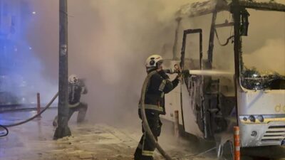 DENİZLİ (AA) – Denizli'nin Pamukkale ilçesinde fabrika işçilerini taşıyan seyir