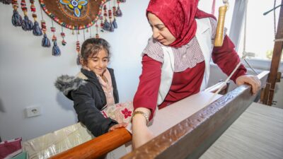 - Diyarbakır Olgunlaşma Enstitüsünce "Gelenekten Geleceğe El Sanatları Projesi" kapsamında