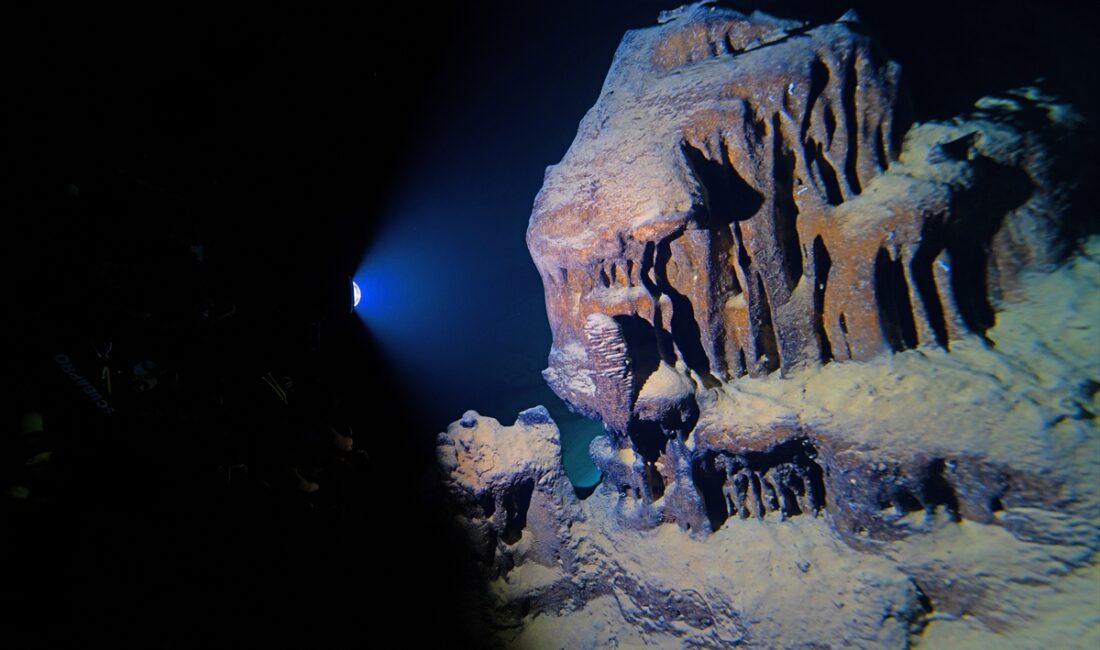 - Hatay'ın Samandağ ve Yayladağı ilçelerinde dalış yapan su altı