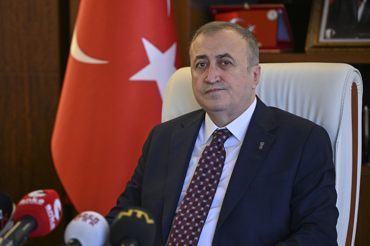 - Türkiye Fırıncılar Federasyonu Başkanı Halil İbrahim Balcı:
- "2026'ya iyi