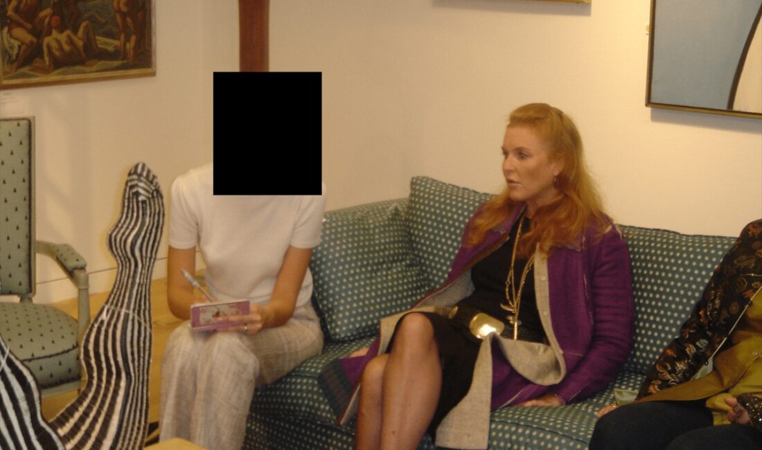 - Belgelerde ve fotoğraf karelerinde yer alan isimler arasında oyuncu