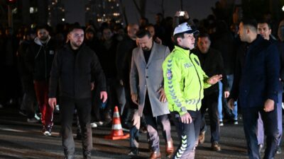 - Fenerbahçe Yönetim Kurulu Üyesi Ertan Torunoğulları:
"Başkanımızda herhangi bir sorun