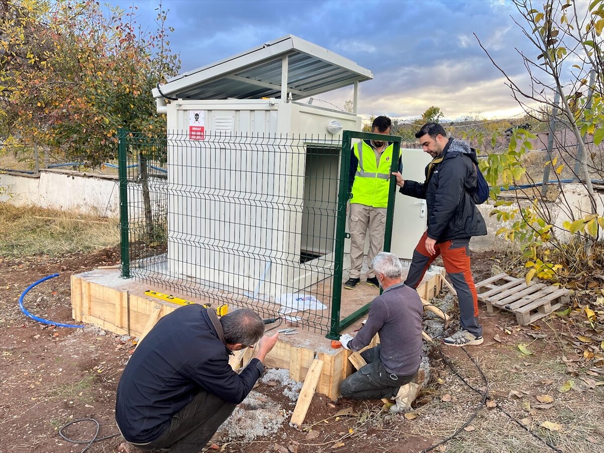 - Erzincan Binali Yıldırım Üniversitesi'ndeki bilim insanları, kent genelinde kurulan