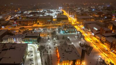ERZURUM (AA) – Erzurum'da yoğun kar yağışının ardından beyaza bürünen