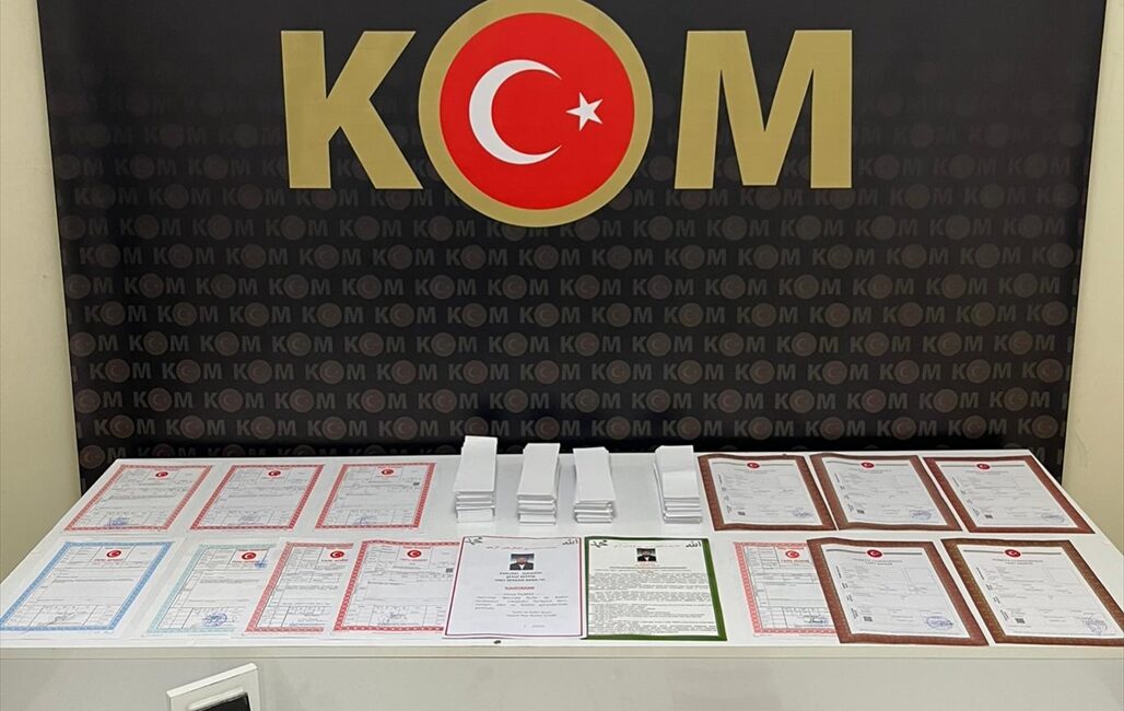 ERZURUM (AA) – Erzurum'da nitelikli dolandırıcılık şüphelisi 3 ay süren