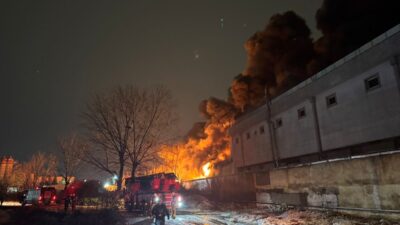 İSTANBUL (AA) – Esenyurt'ta bir kahve firmasına ait fabrikada çıkan