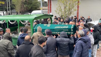 İSTANBUL (AA) – Esenyurt'ta, servis midibüsünün devrilmesi sonucu hayatını kaybeden