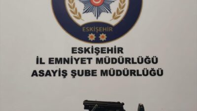 ESKİŞEHİR (AA) – Eskişehir'in Tepebaşı ilçesinde, iki yaşlının altın bileziğini