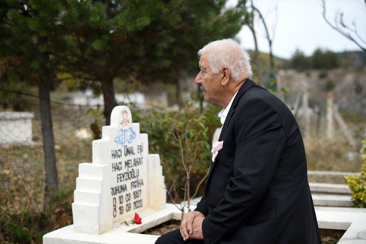 - Kastamonu'da yaşayan 68 yaşındaki Ünal Feyzioğlu, her hafta cuma