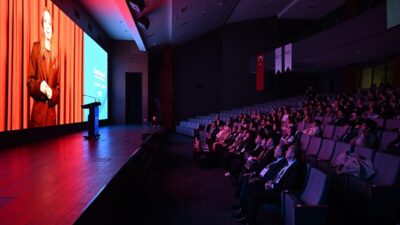 ANKARA (AA) – Türkiye'deki gençlerin yapay zeka alanında beceri kazanmalarını