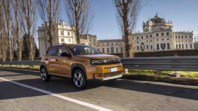 - Grande Panda, Fiat'ın gri renkli otomobil üretmeme politikası "No