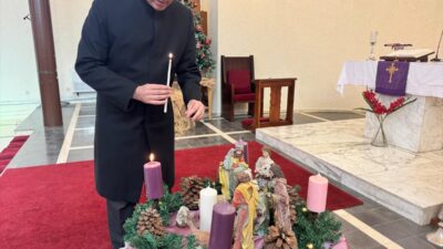 - Rahip Münzir İshak:
"Eğer bu yıl Filistin'den bir Noel mesajı