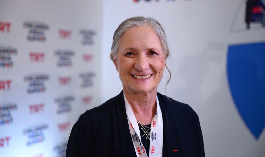 - "Çocuğunuzu yargılamayı bırakın, kavga etmeyi bırakın, 'Hayır, bunu yapmamalısın'