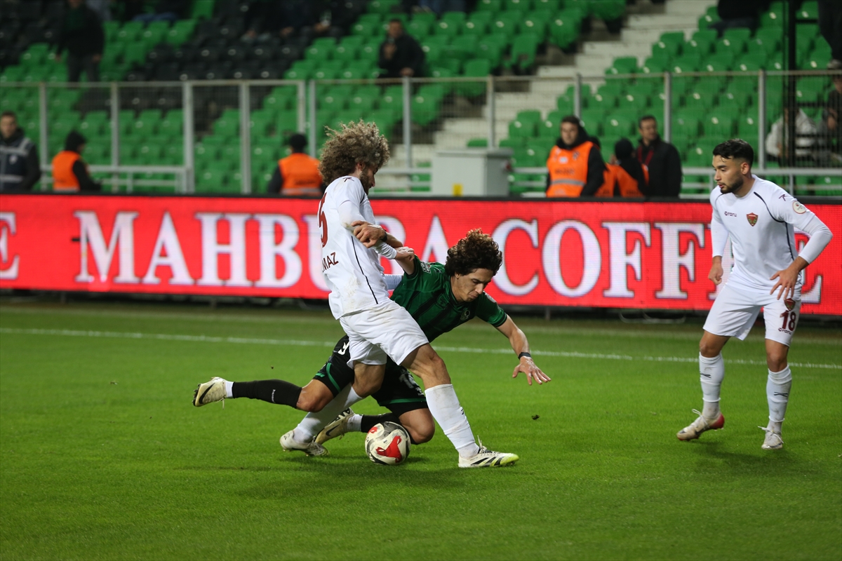 - Sakaryaspor: 3 - Atakaş Hatayspor: 0