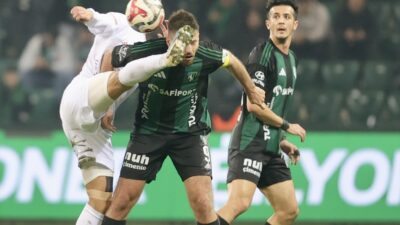 - Kocaelispor: 2 - Hesap.com Antalyaspor: 1 (İlk yarı)