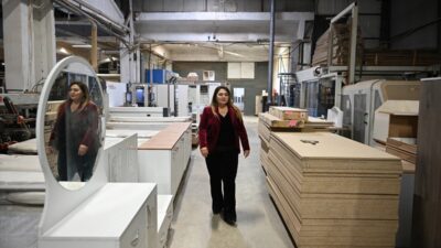 - Çalıştığı mobilya fabrikası iflas ettikten sonra "kadından mobilyacı mı