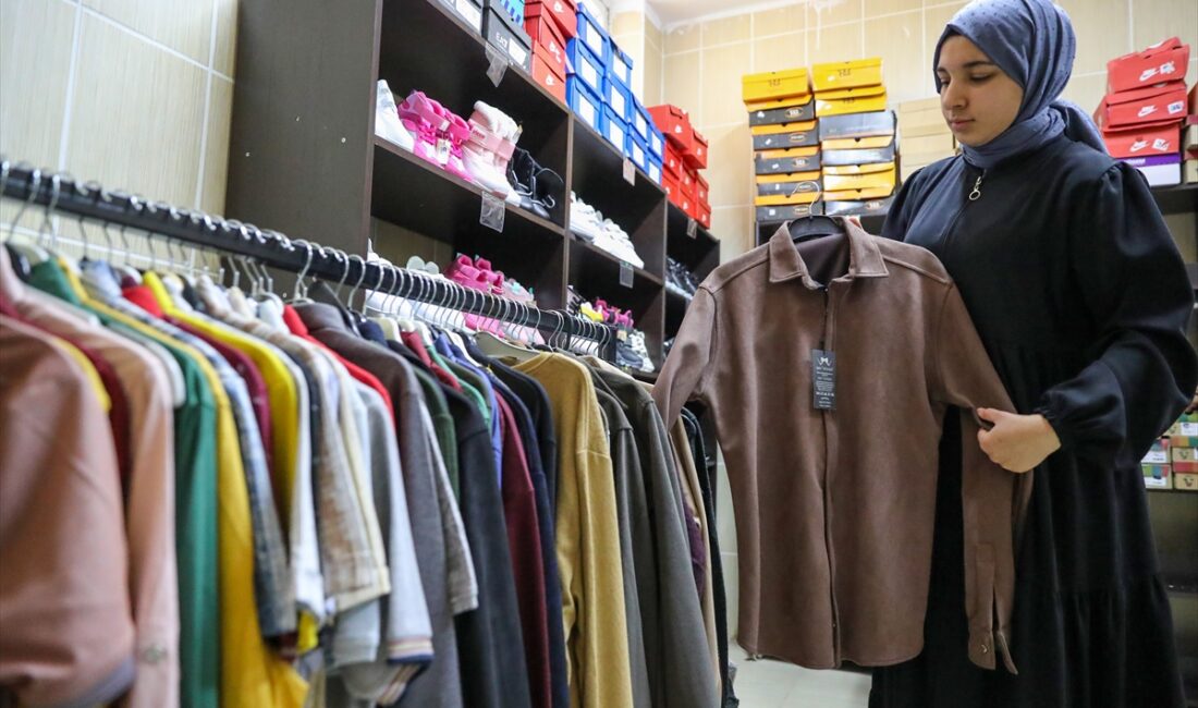 - Diyarbakır'da İl Milli Eğitim Müdürlüğünün "Hevsel'in Çiçekleri Projesi" kapsamında