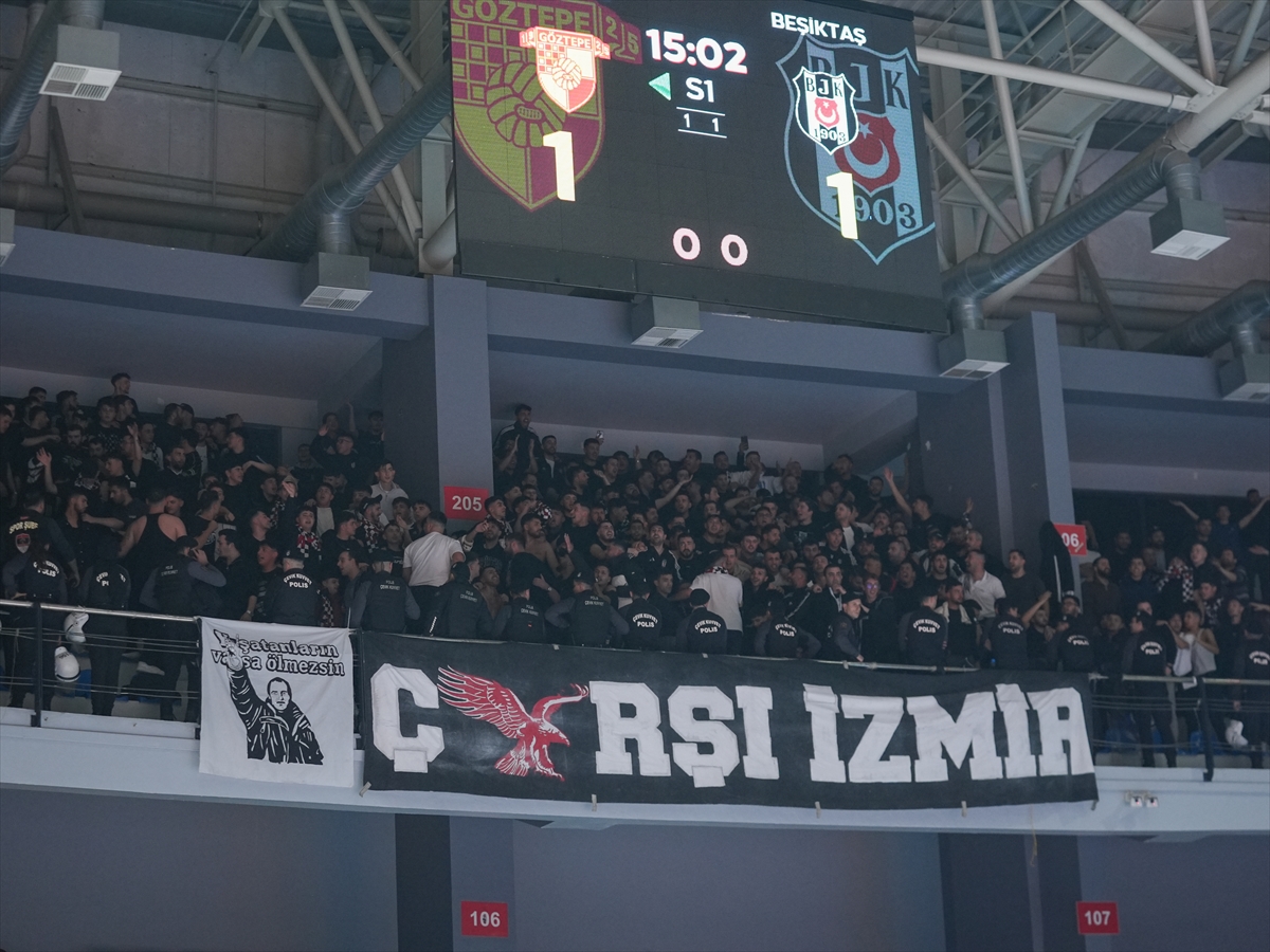 İZMİR (AA) – İzmir'de Göztepe ile Beşiktaş'ın karşı karşıya geldiği
