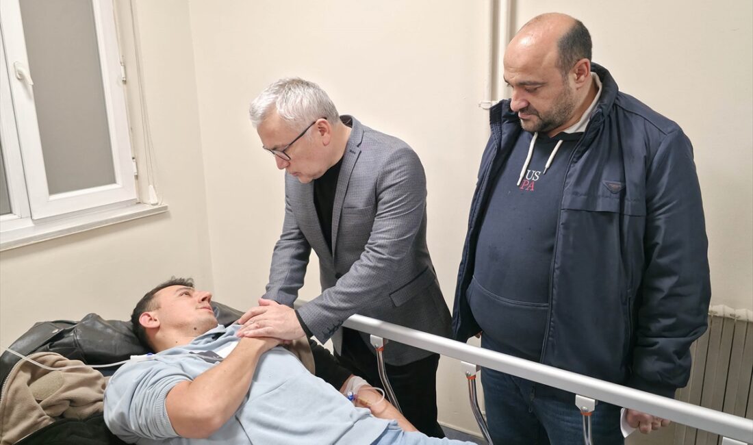 VALİ ŞİMŞEK'İN YARALI PERSONELİ HASTANEDE ZİYARET ETTİĞİ BİLGİSİ EKLENDİ