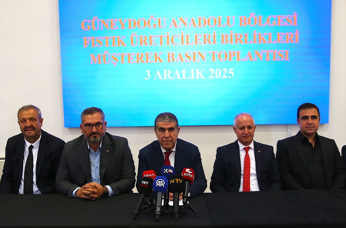 - Diyarbakır Fıstık Üreticileri Birliği Celalettin Birtane:
- "Fıstık tarımına dayalı