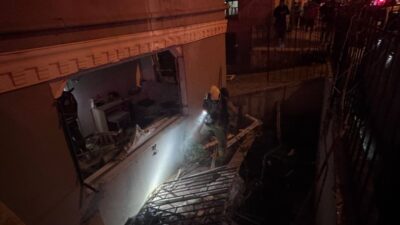 İSTANBUL (AA) – Güngören'de bir binanın bodrum katındaki dairede meydana