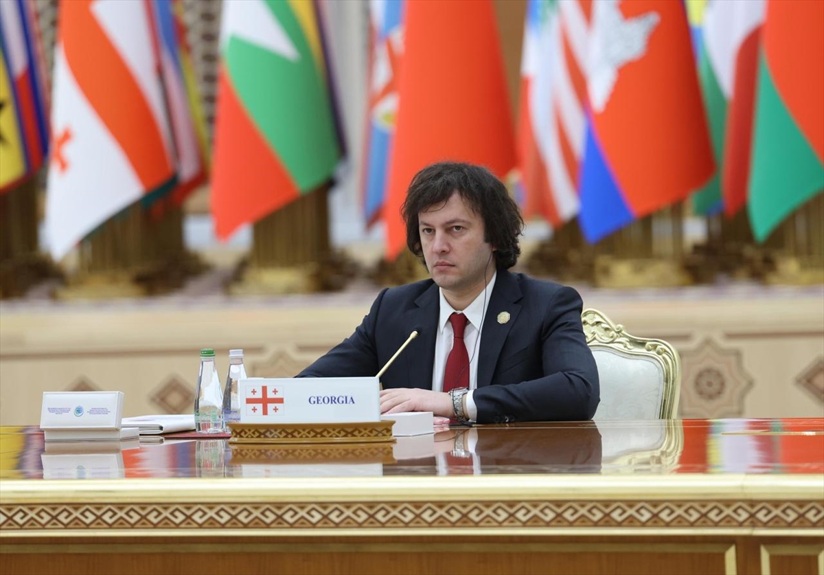 TİFLİS (AA) – Gürcistan Başbakanı İrakli Kobakhidze, "Orta Koridor" olarak