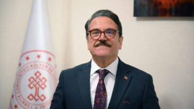 - Kültür ve Turizm Bakanlığı Güzel Sanatlar Genel Müdürü Ömer